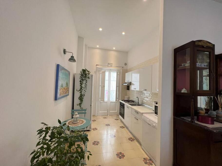 Lux Domus Apartment Bari Eksteriør billede