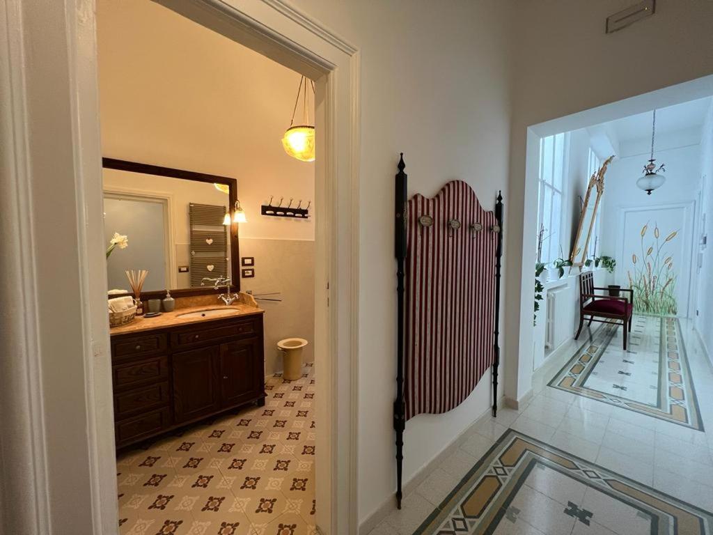 Lux Domus Apartment Bari Eksteriør billede