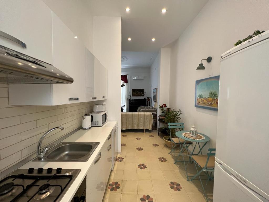 Lux Domus Apartment Bari Eksteriør billede