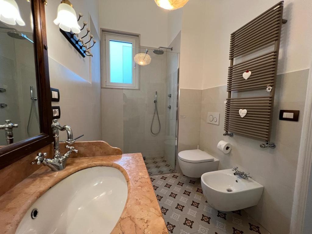 Lux Domus Apartment Bari Eksteriør billede
