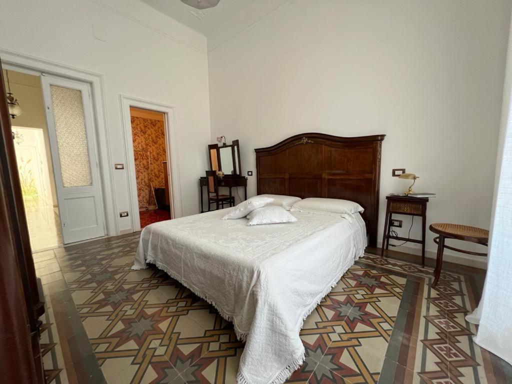 Lux Domus Apartment Bari Eksteriør billede